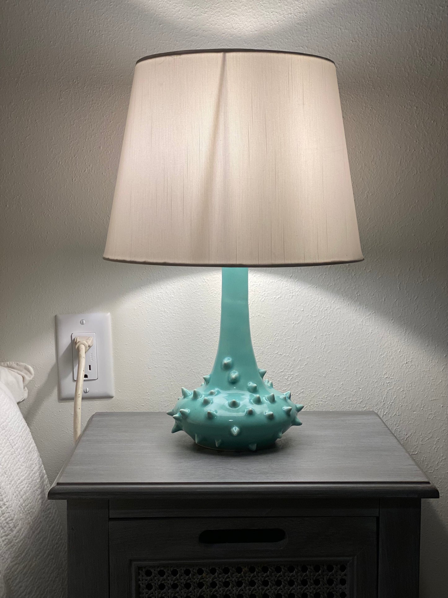 Urchin Lamp in Mint