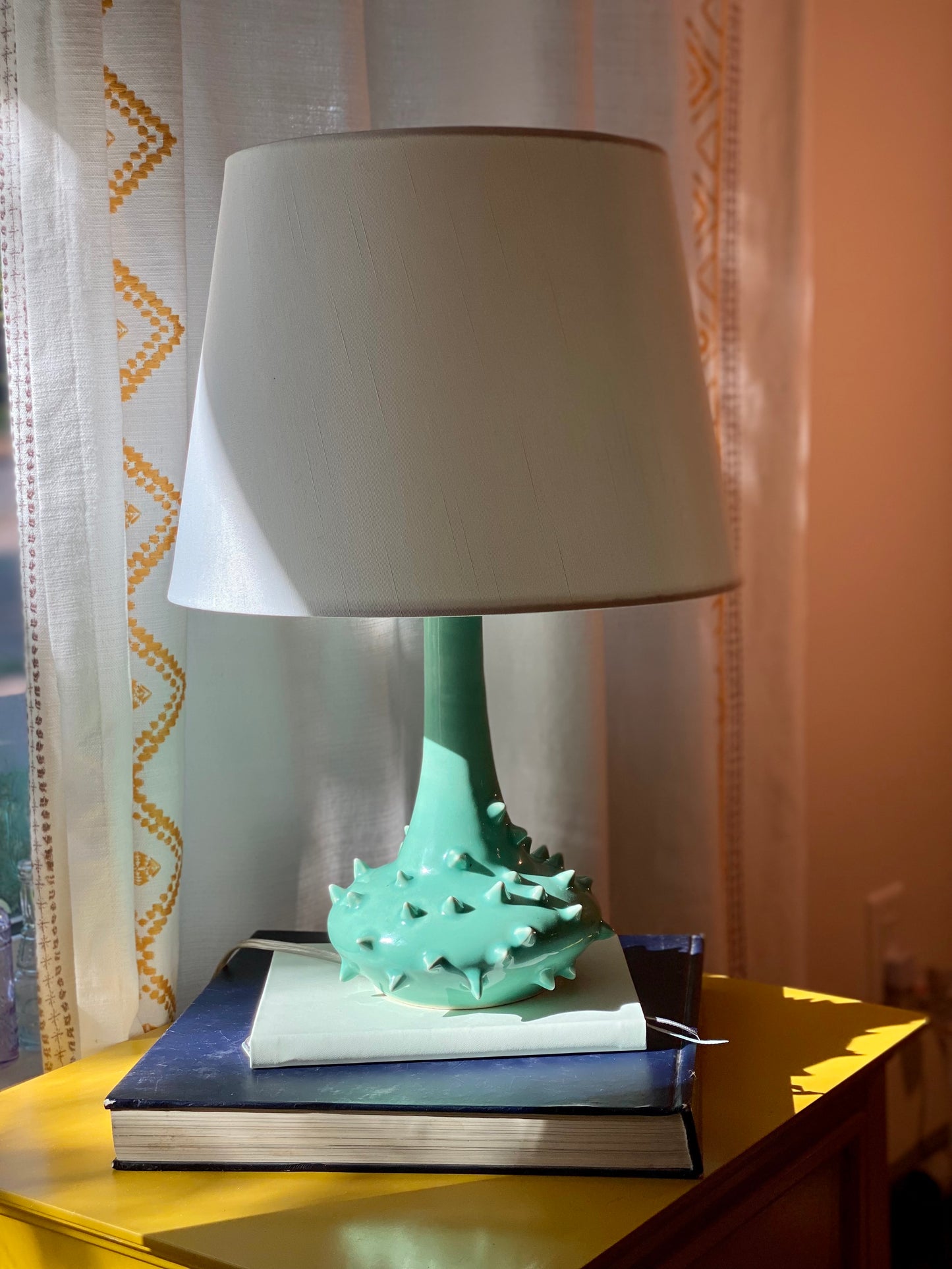 Urchin Lamp in Mint